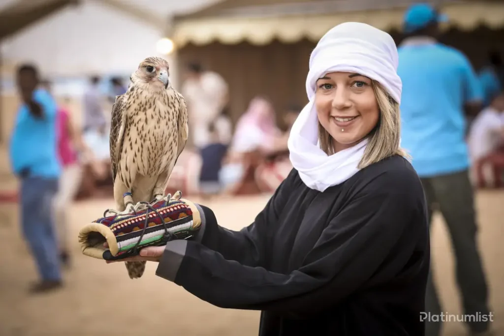 17145_dubai_desert_safari_sandboarding_camel_r-big1683631204.jpg