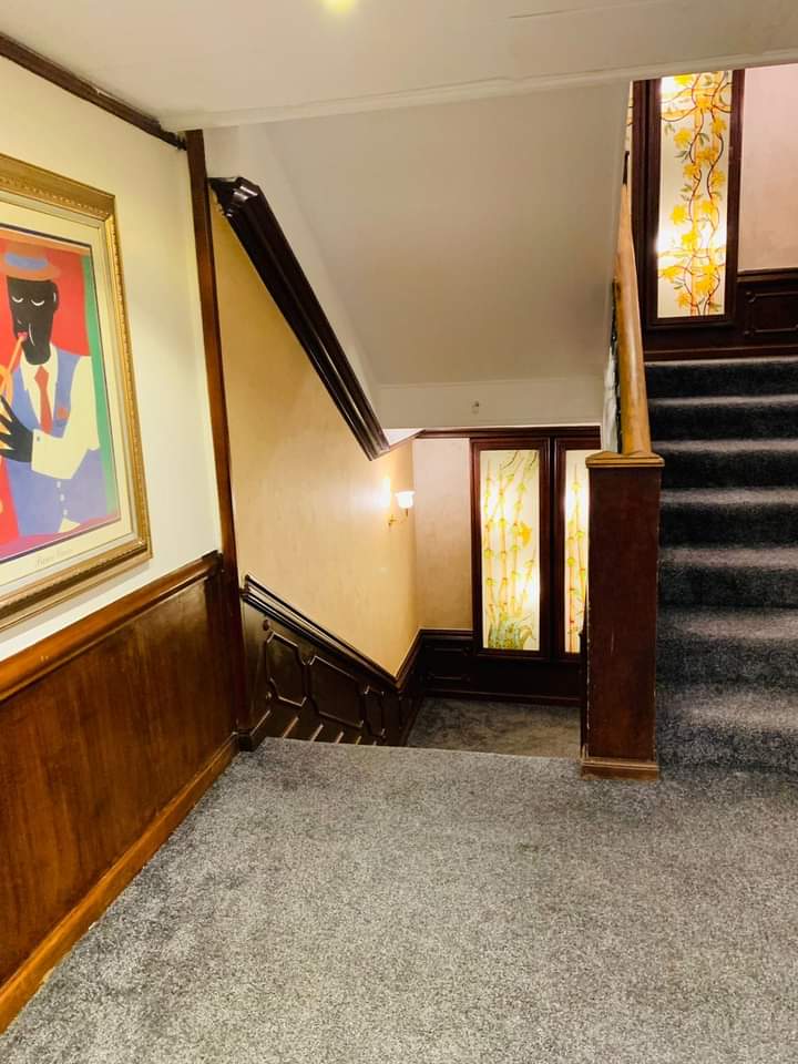 prince omar Nile Cruse | Voyaguids.com
