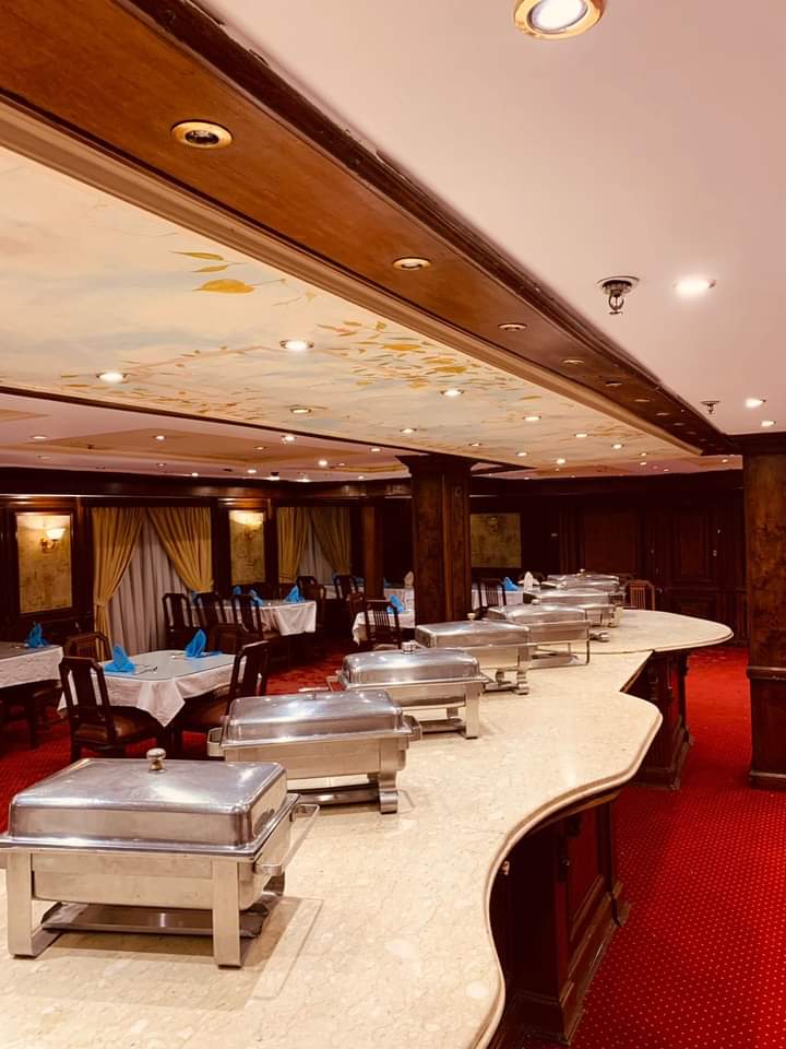 prince omar Nile Cruse | Voyaguids.com
